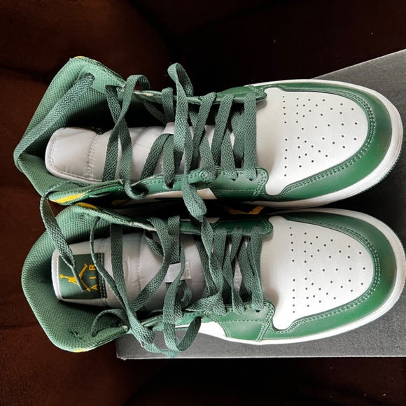 Air Jordan 1 mid - Picture 3 of 5